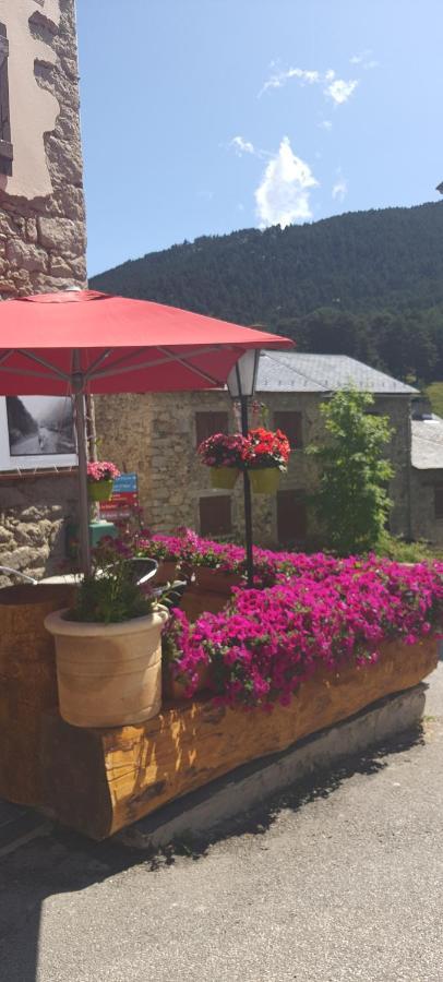 Hotel La Belle Aude Matemale Kültér fotó