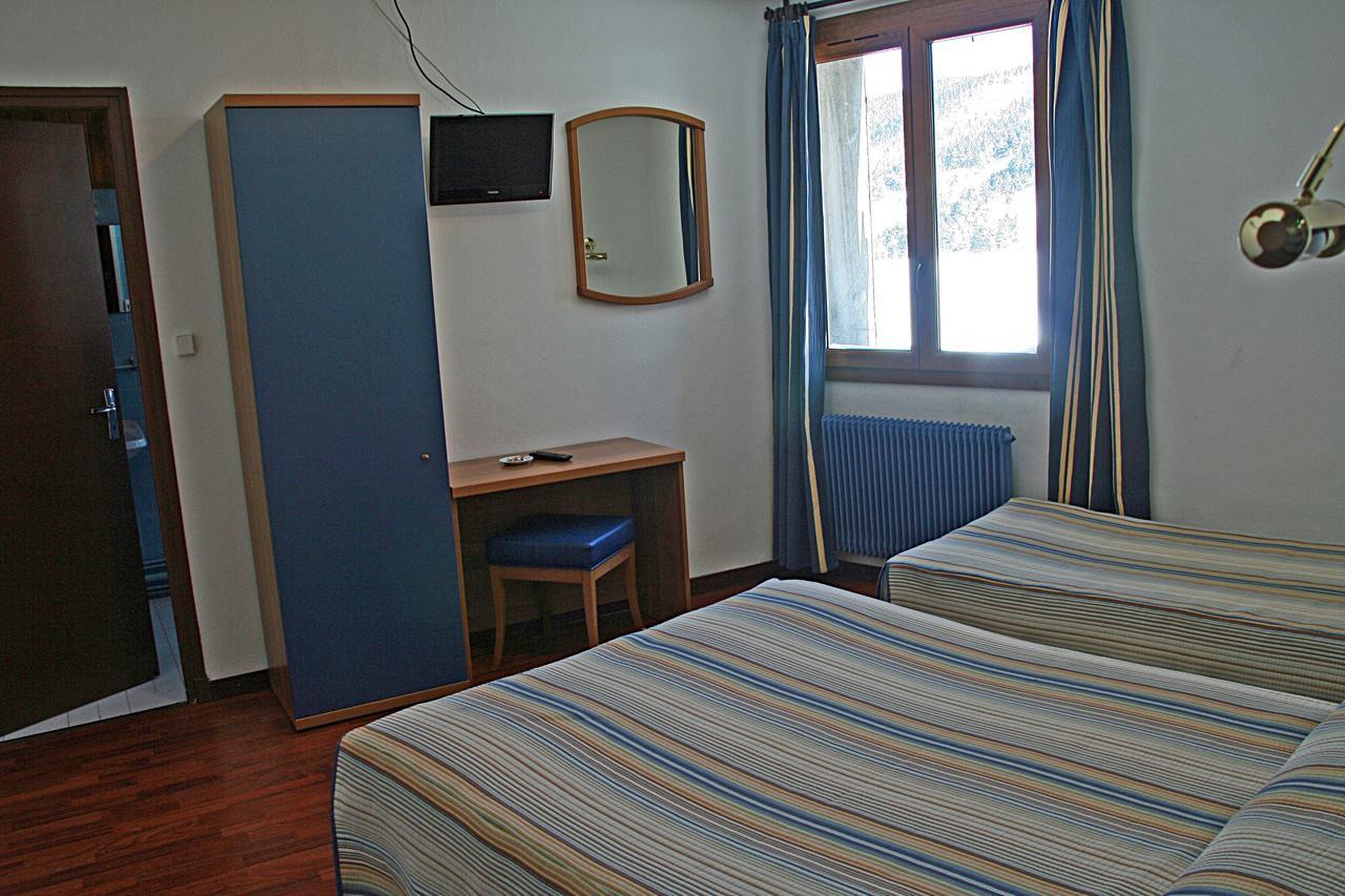 Hotel La Belle Aude Matemale Kültér fotó